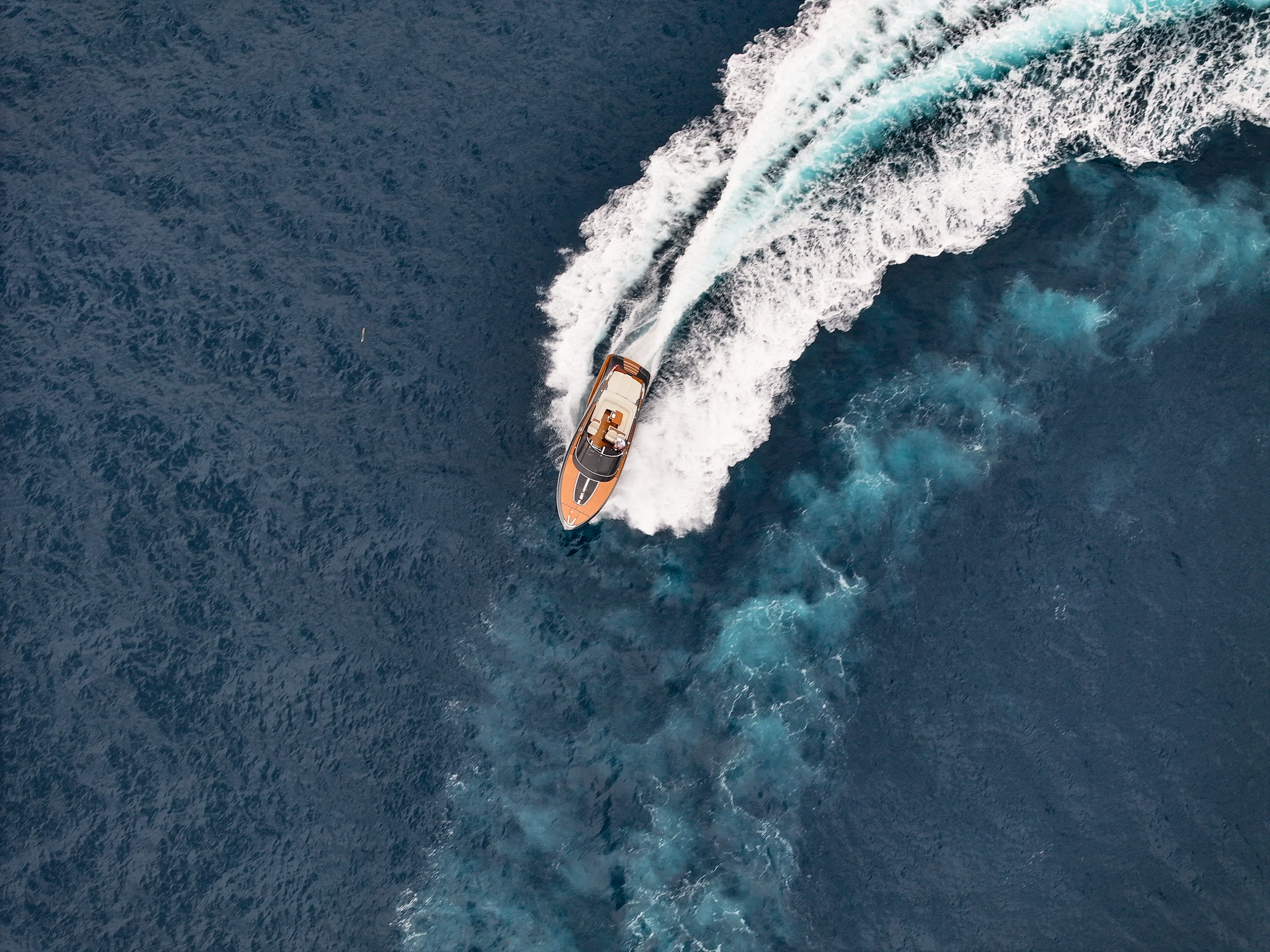 Yacht premium